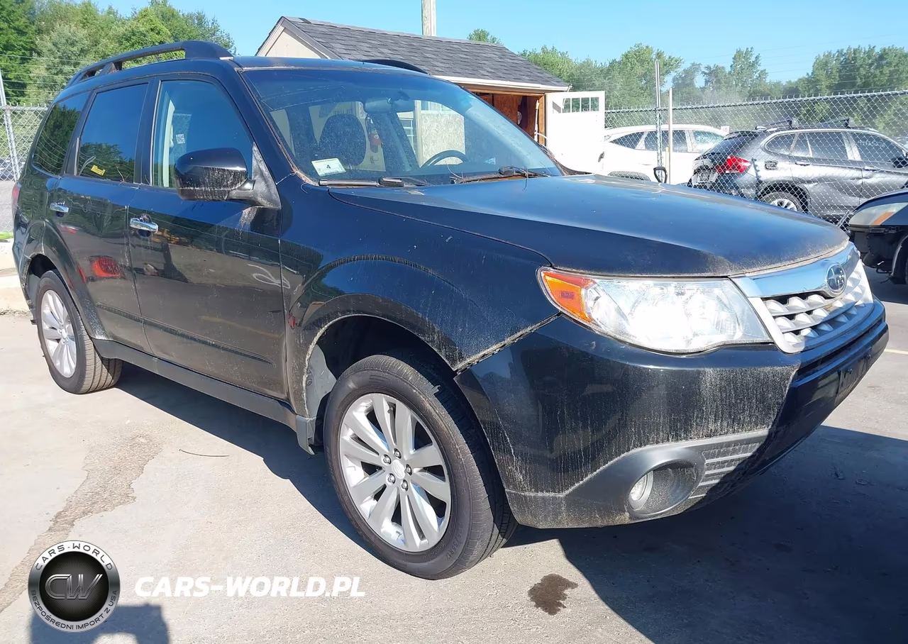 2012 Subaru Forester 2.5X Limited VIN:JF2SHAEC2CH401194 - 1