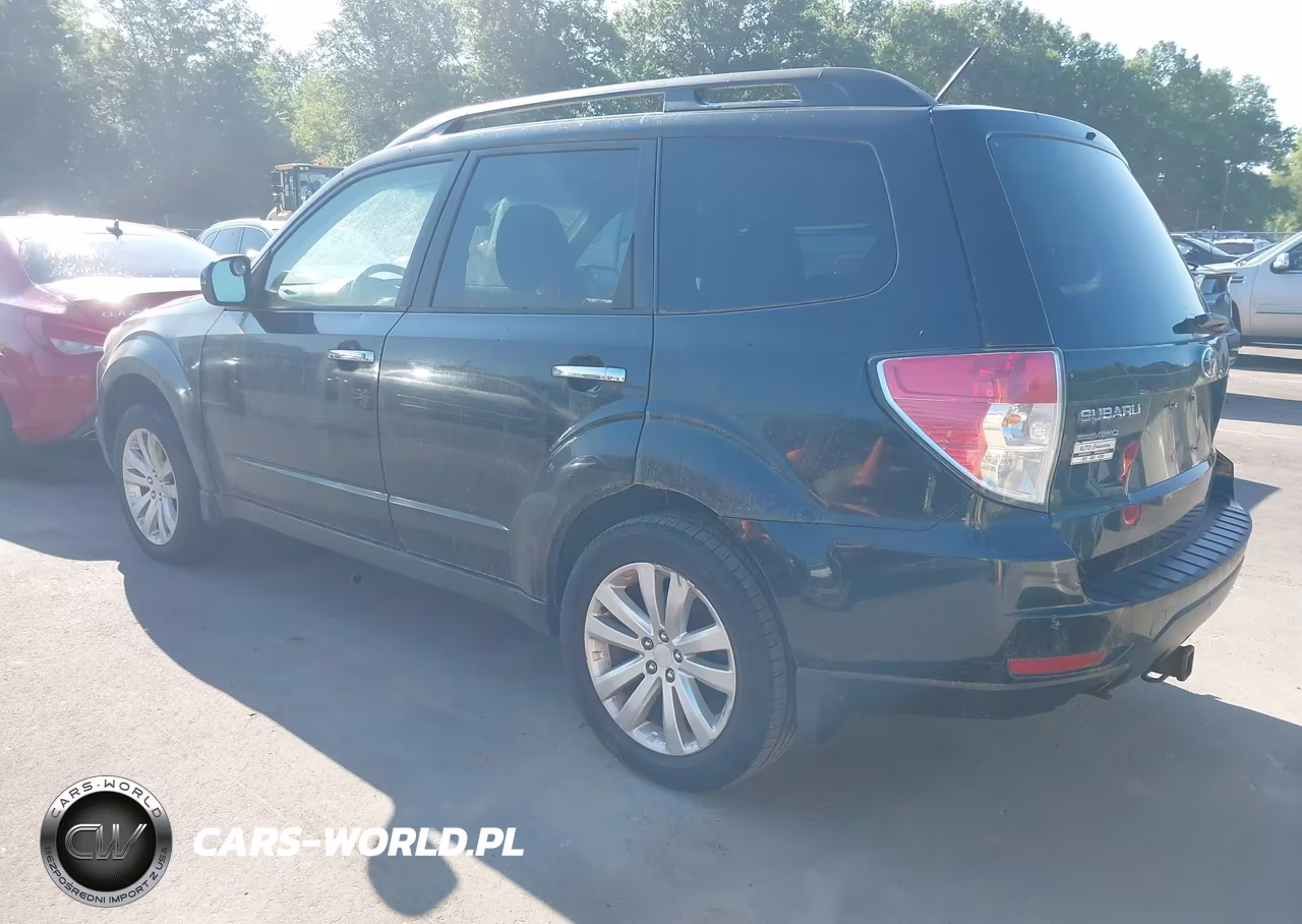 2012 Subaru Forester 2.5X Limited VIN:JF2SHAEC2CH401194 - 3