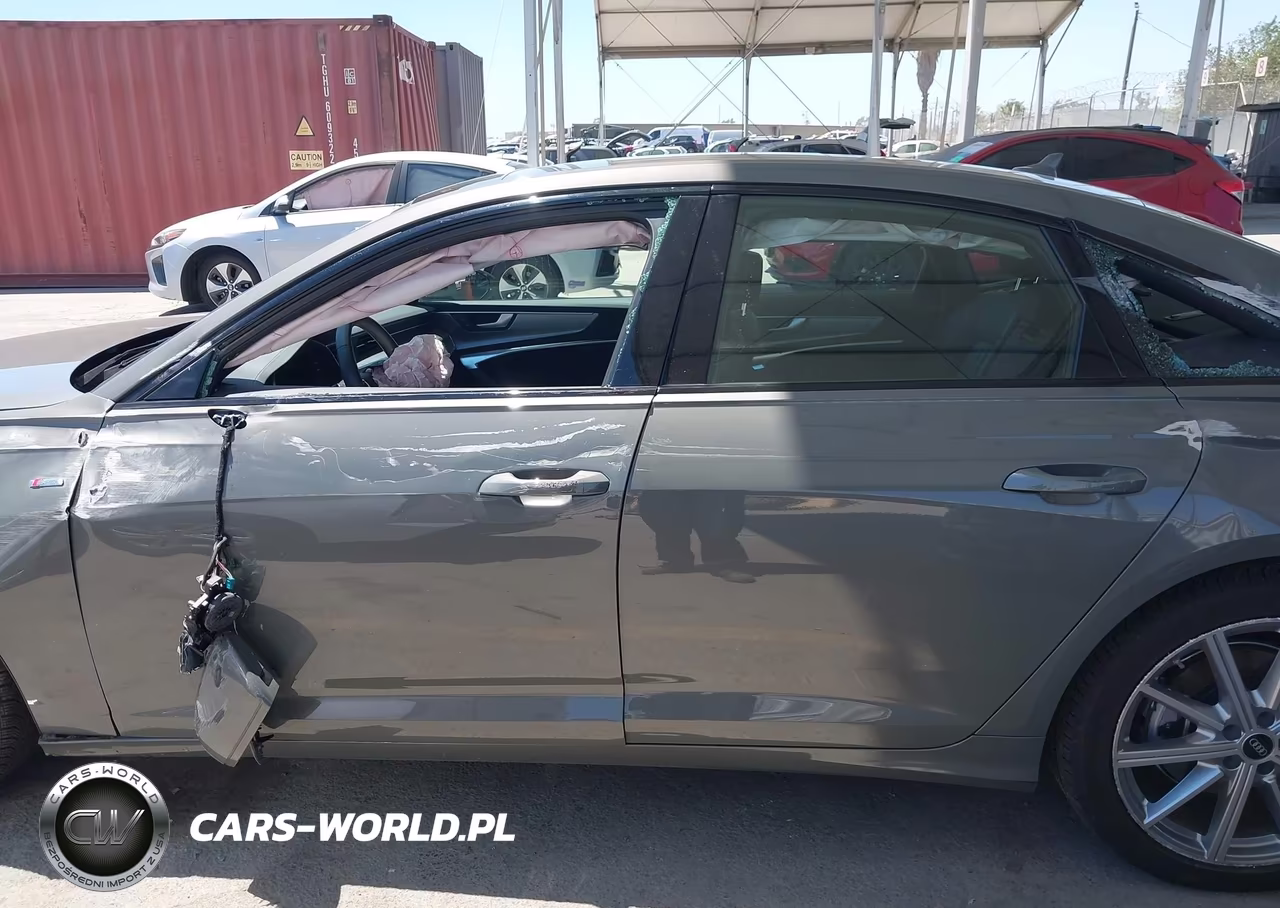 2024 Audi A6 Premium 45 Tfsi Quattro S Tronic VIN:WAUK3BF24RN052250 - 14