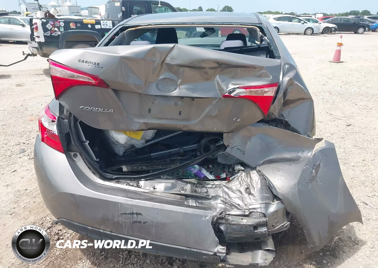 2018 Toyota Corolla Le VIN:2T1BURHE3JC061450 - 16