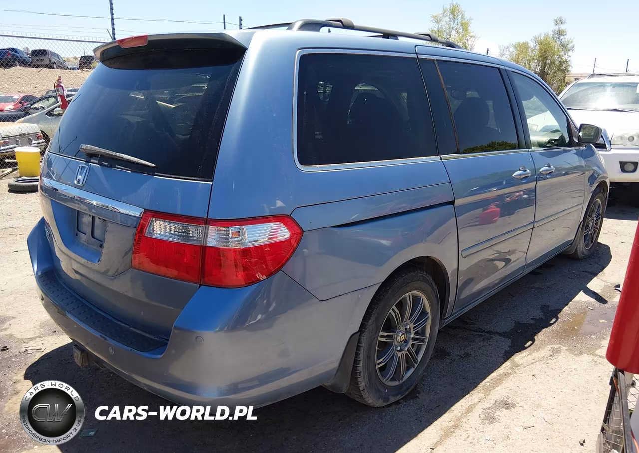 2007 Honda Odyssey Touring VIN:5FNRL38847B095149 - 4