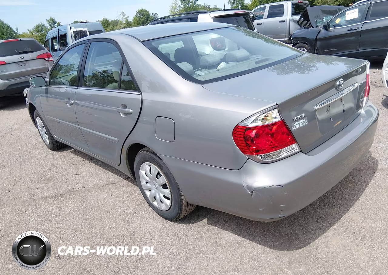 2006 Toyota Camry Le VIN:4T1BE32K76U676646 - 3