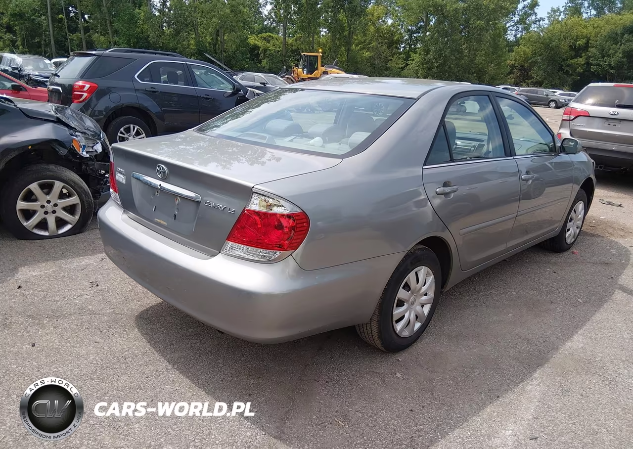 2006 Toyota Camry Le VIN:4T1BE32K76U676646 - 4