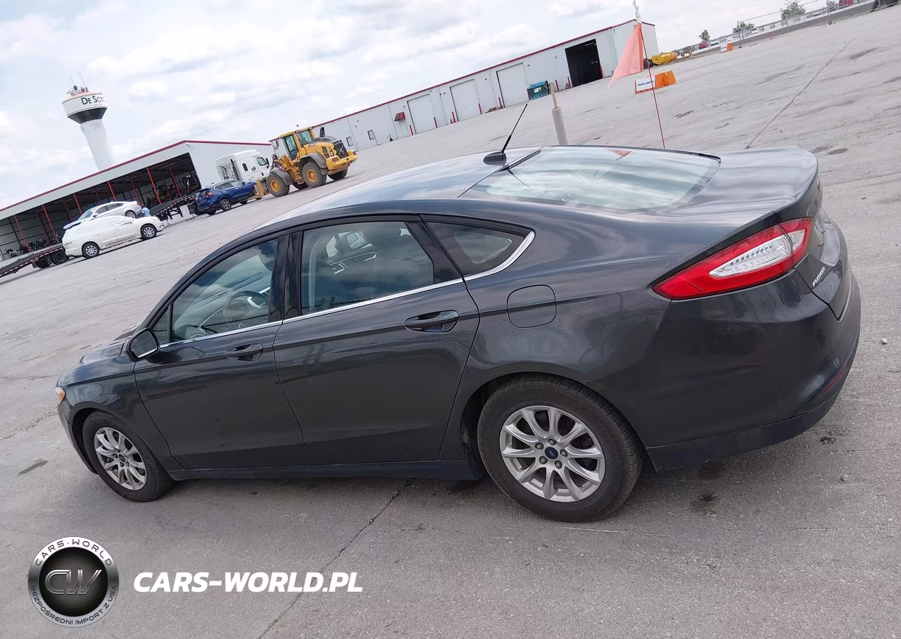 2016 Ford Fusion S VIN:3FA6P0G79GR332950 - 15