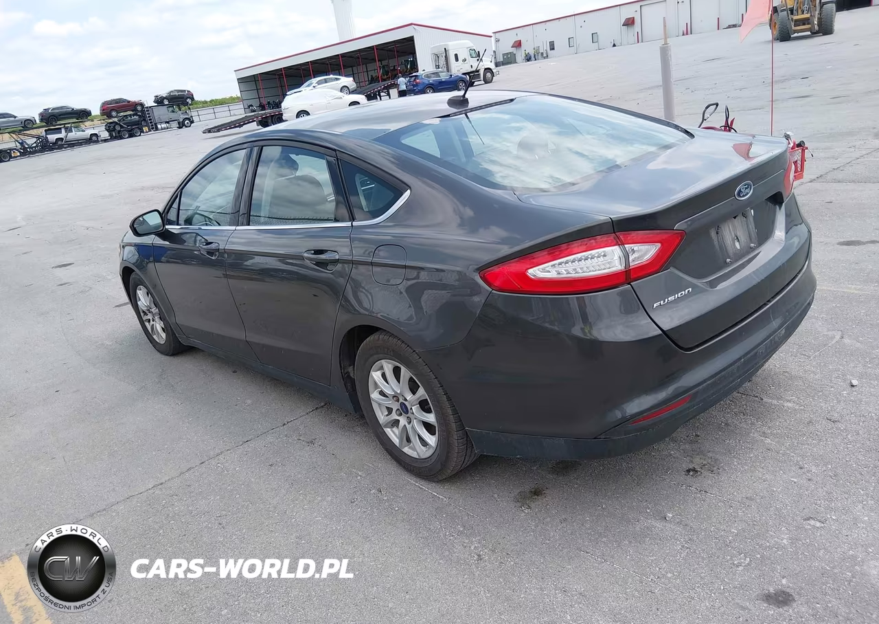 2016 Ford Fusion S VIN:3FA6P0G79GR332950 - 3