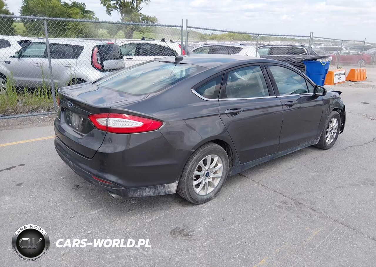 2016 Ford Fusion S VIN:3FA6P0G79GR332950 - 4
