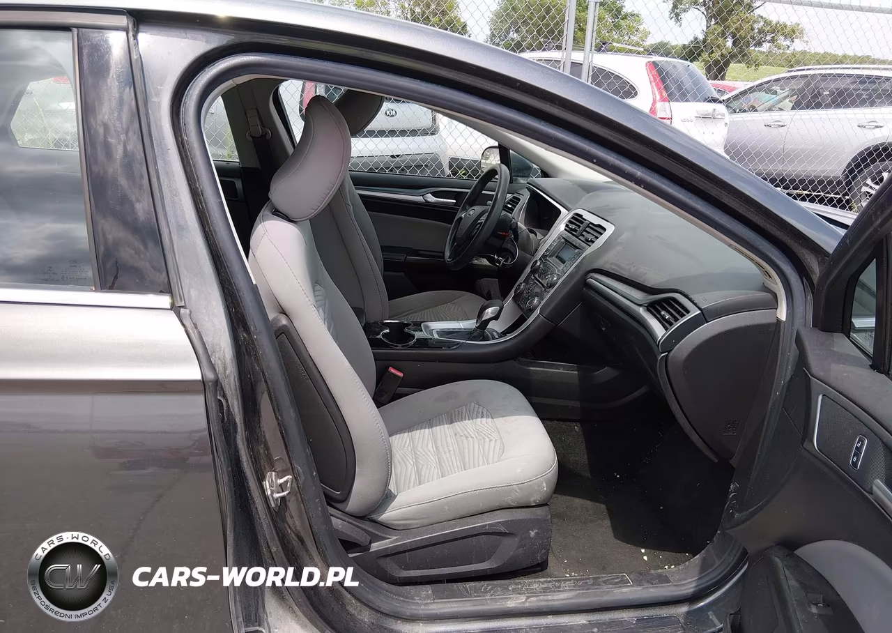 2016 Ford Fusion S VIN:3FA6P0G79GR332950 - 5