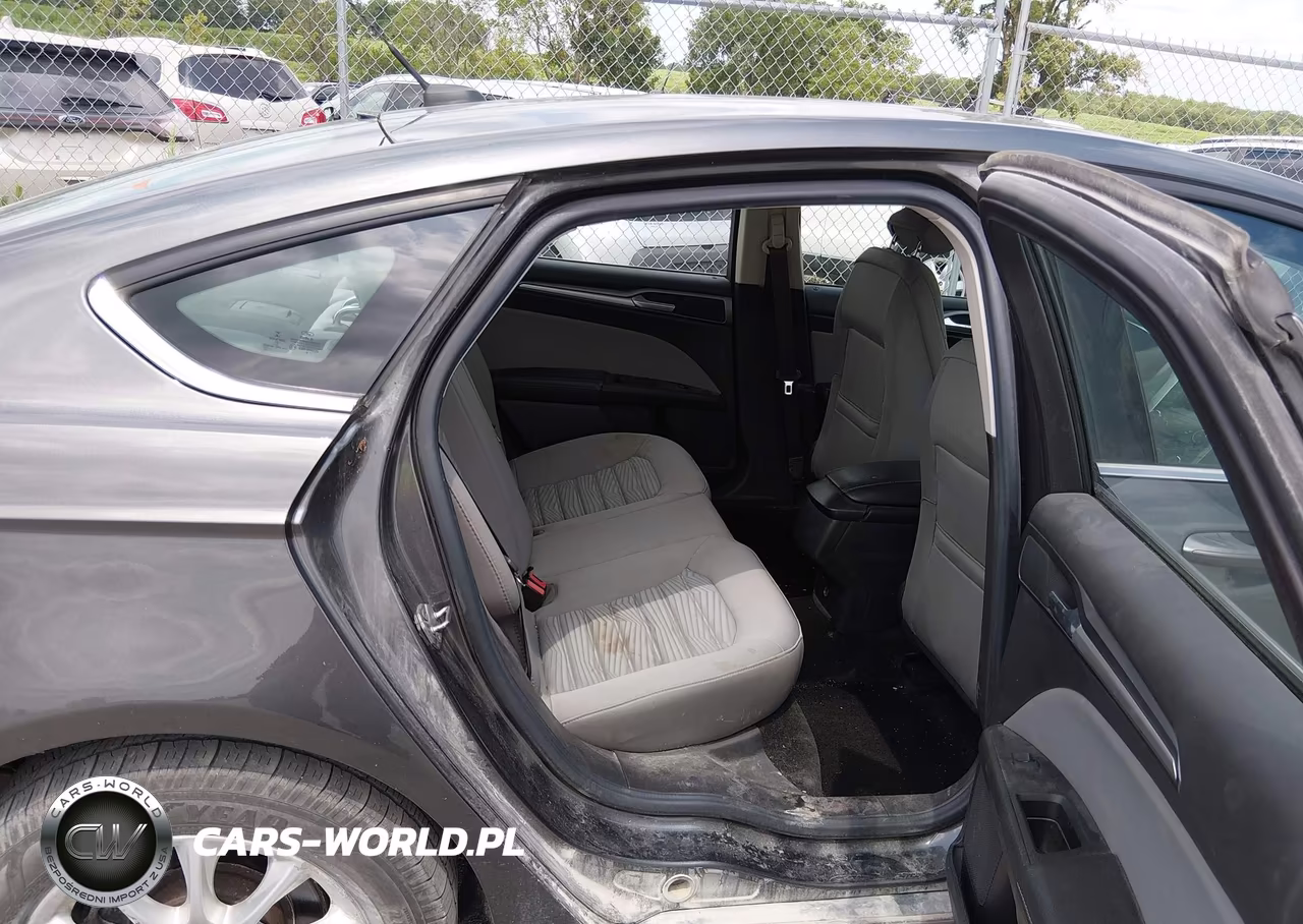 2016 Ford Fusion S VIN:3FA6P0G79GR332950 - 8