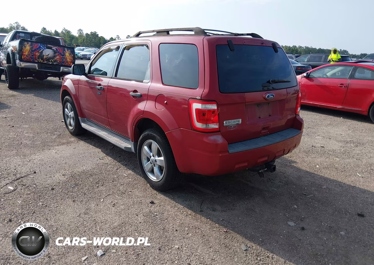 2011 Ford Escape Xlt VIN:1FMCU0D75BKB51301 - 3
