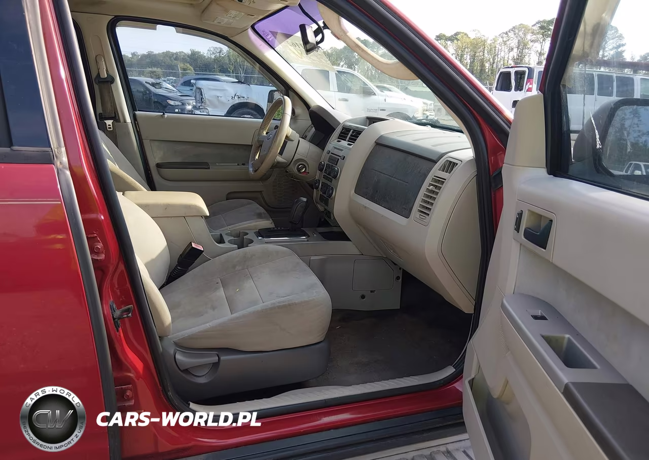 2011 Ford Escape Xlt VIN:1FMCU0D75BKB51301 - 5