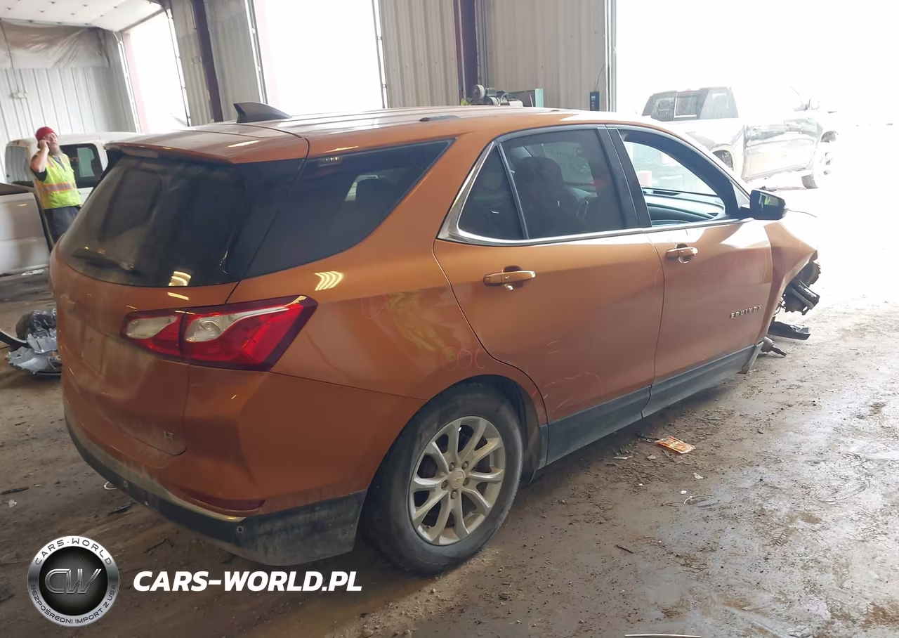 2019 Chevrolet Equinox Lt VIN:2GNAXKEV7K6113462 - 4