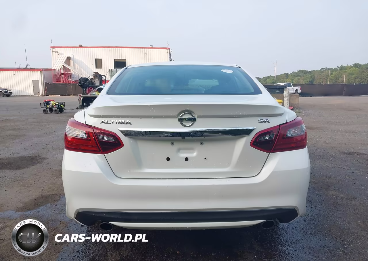 2018 Nissan Altima 2.5 Sr VIN:1N4AL3APXJC102968 - 17