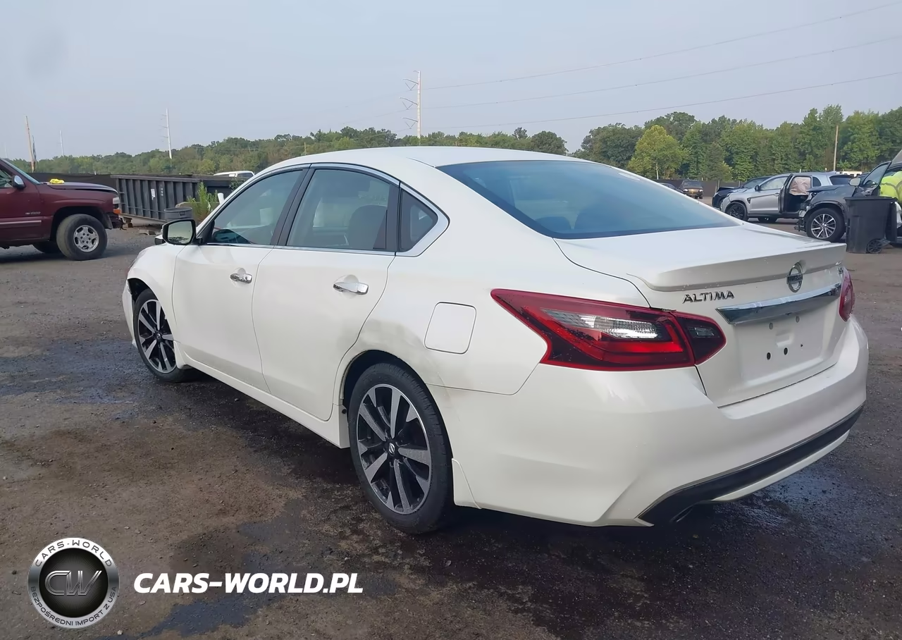 2018 Nissan Altima 2.5 Sr VIN:1N4AL3APXJC102968 - 3