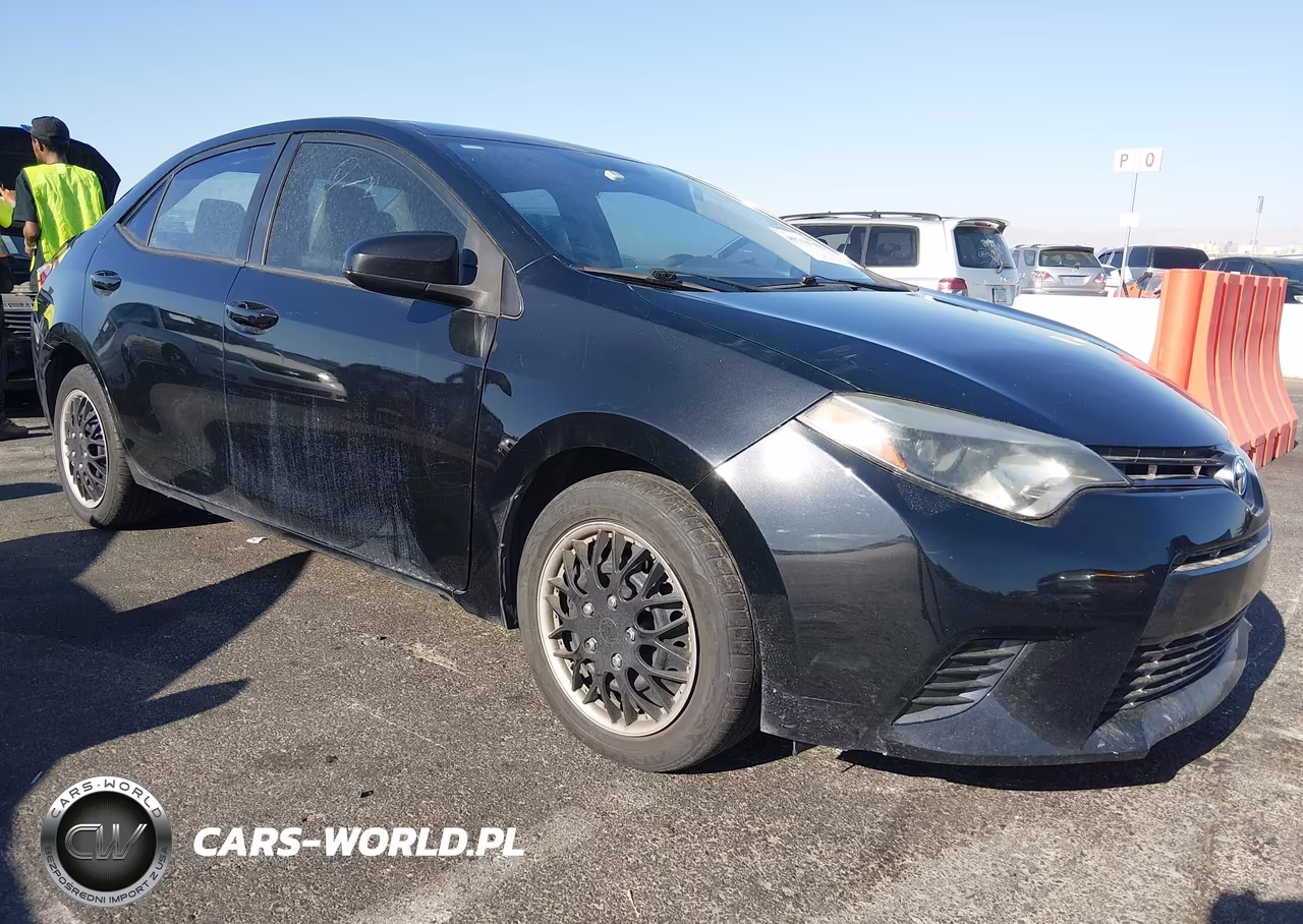 2015 Toyota Corolla Le VIN:2T1BURHE1FC444651 - 1