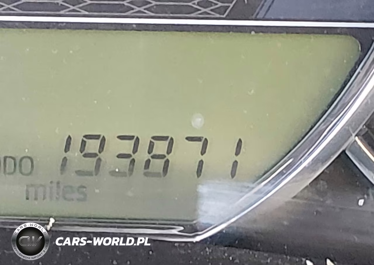 2015 Toyota Corolla Le VIN:2T1BURHE1FC444651 - 15