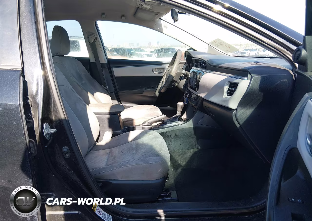 2015 Toyota Corolla Le VIN:2T1BURHE1FC444651 - 5