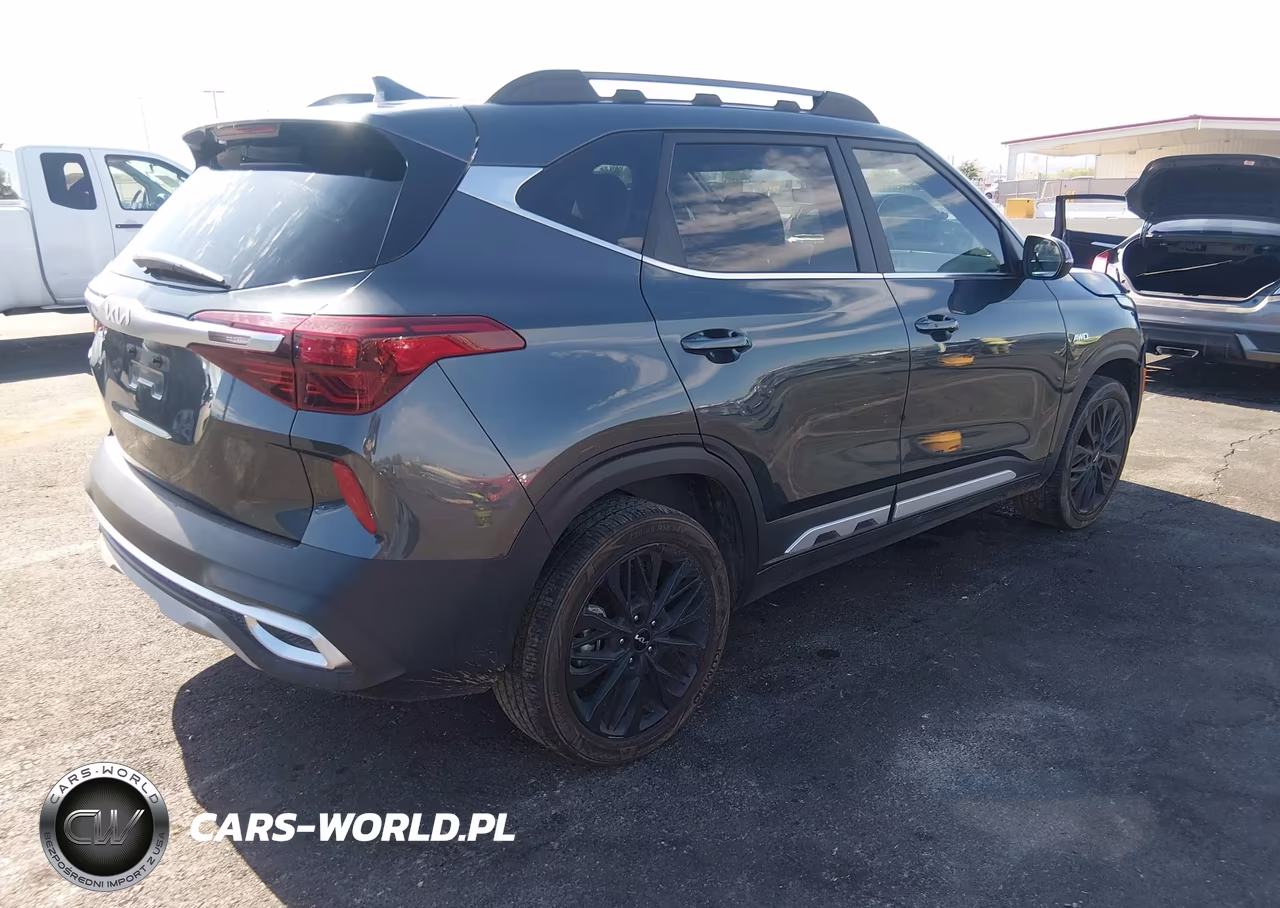 2023 Kia Seltos Nightfall Edition VIN:KNDEUCA22P7427399 - 4