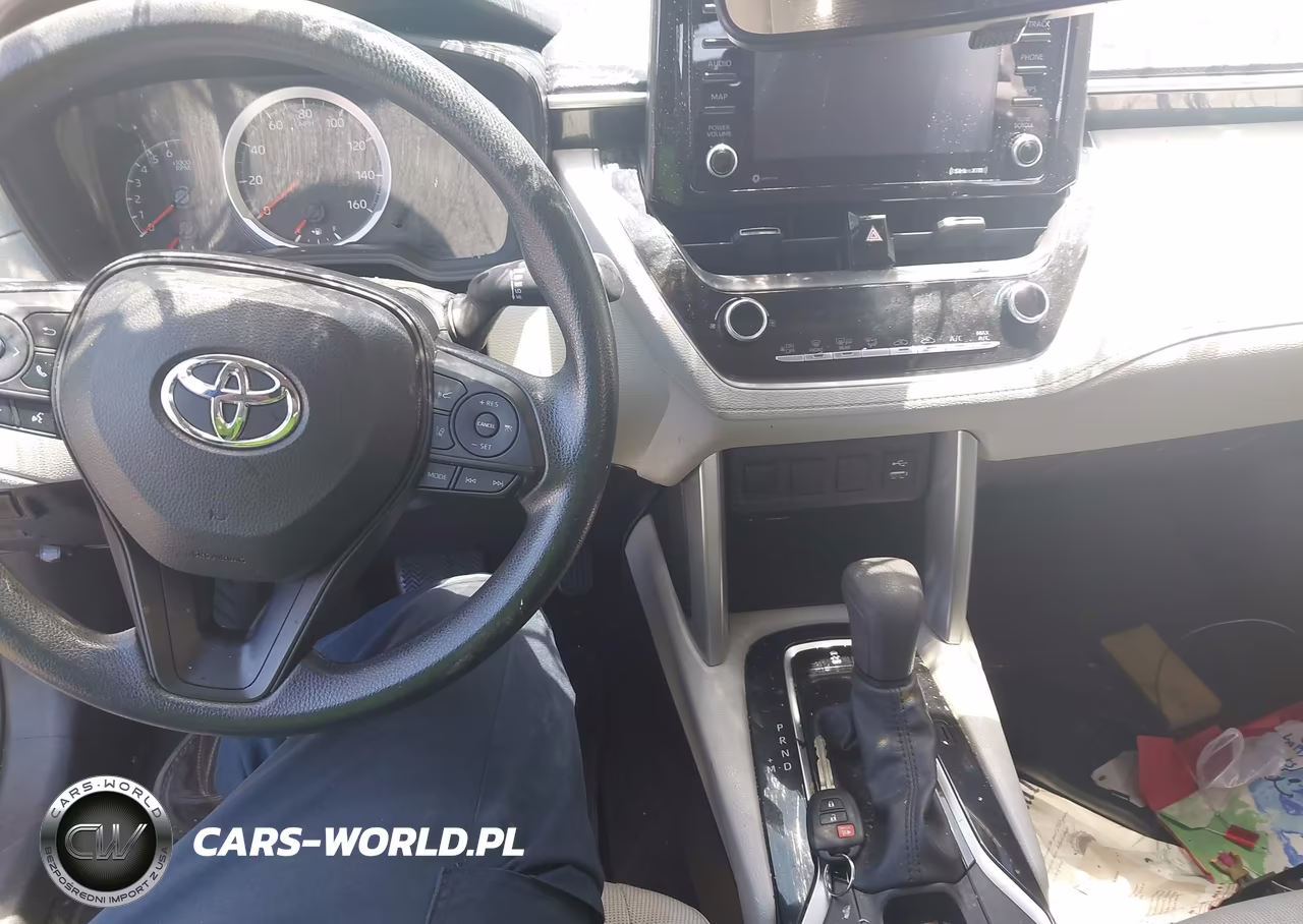 2022 Toyota Corolla Cross L VIN:7MUAAAAG4NV027425 - 11