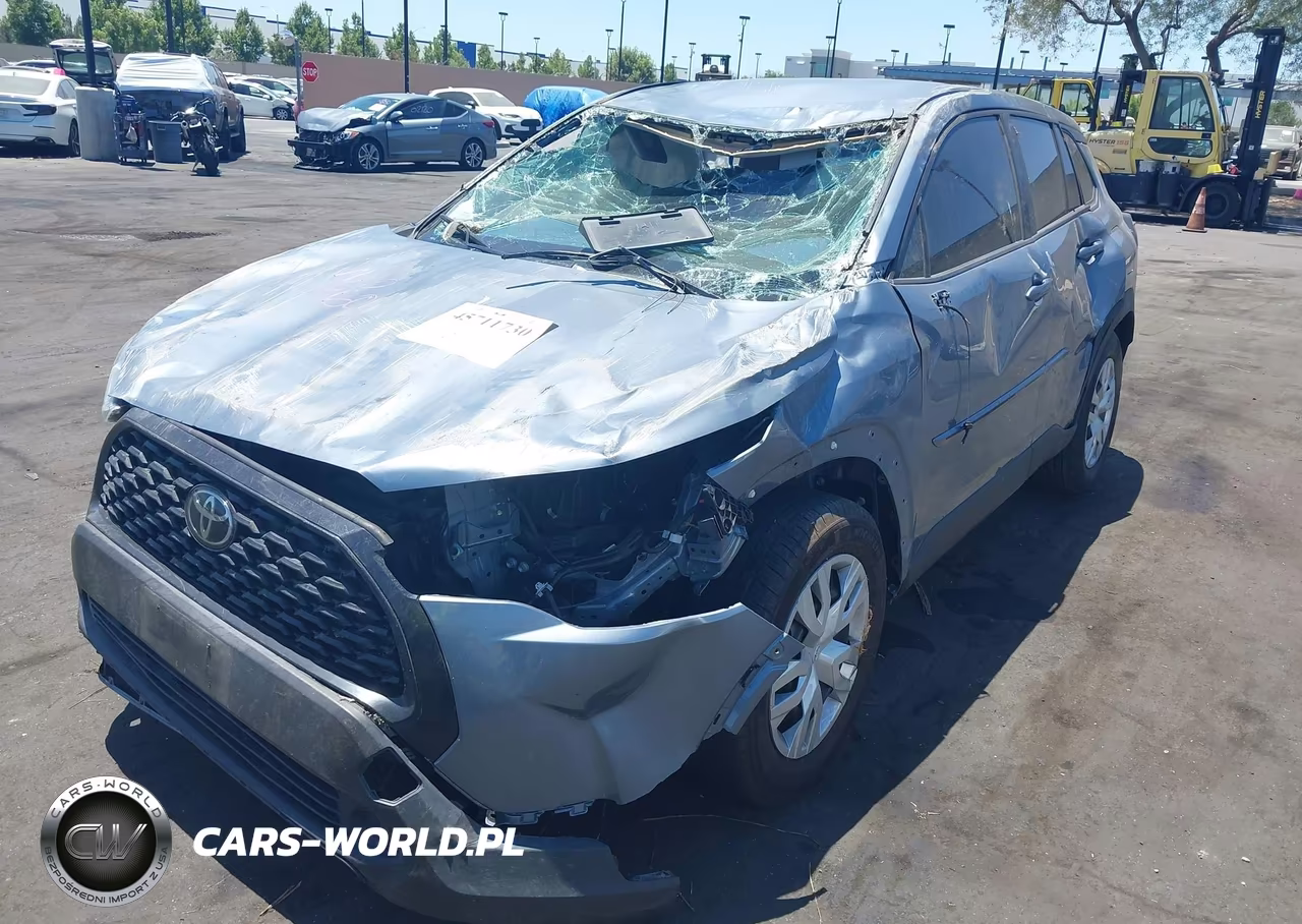 2022 Toyota Corolla Cross L VIN:7MUAAAAG4NV027425 - 6