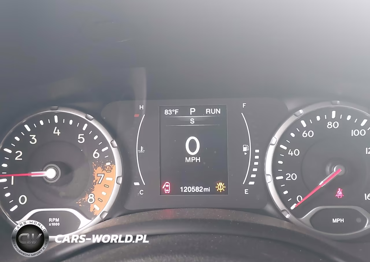 2017 Jeep Renegade Latitude VIN:ZACCJBBB5HPG38352 - 7