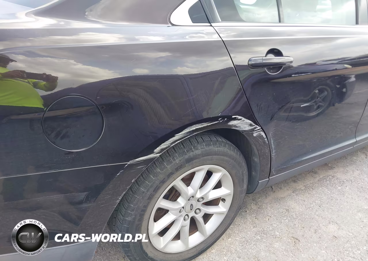 2013 Ford Taurus Se VIN:1FAHP2D82DG191823 - 6