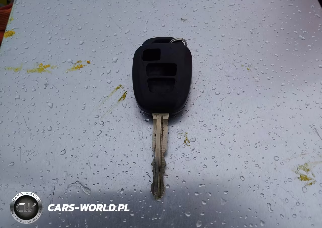 2018 Toyota Rav4 Le VIN:2T3BFREV6JW848932 - 11