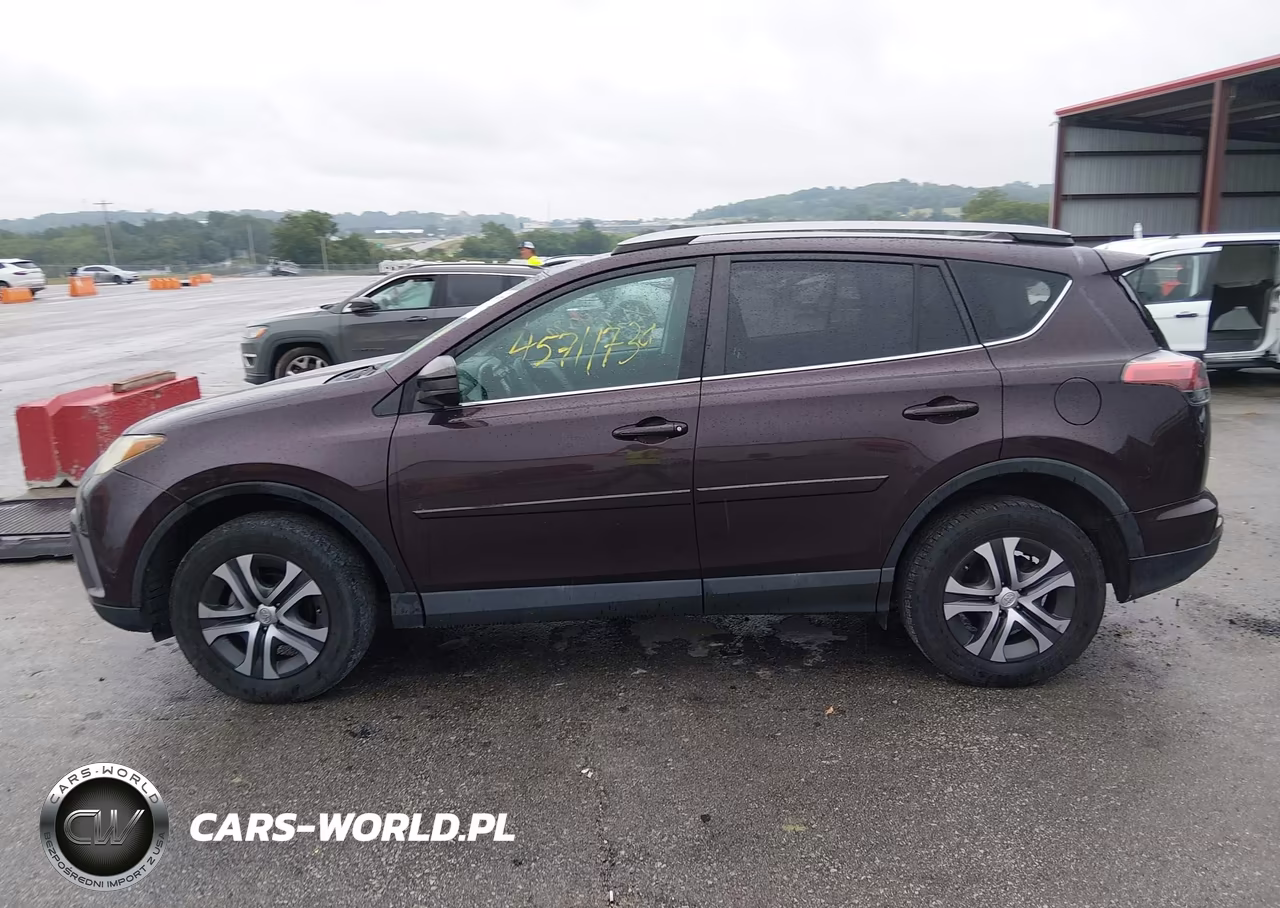 2018 Toyota Rav4 Le VIN:2T3BFREV6JW848932 - 15
