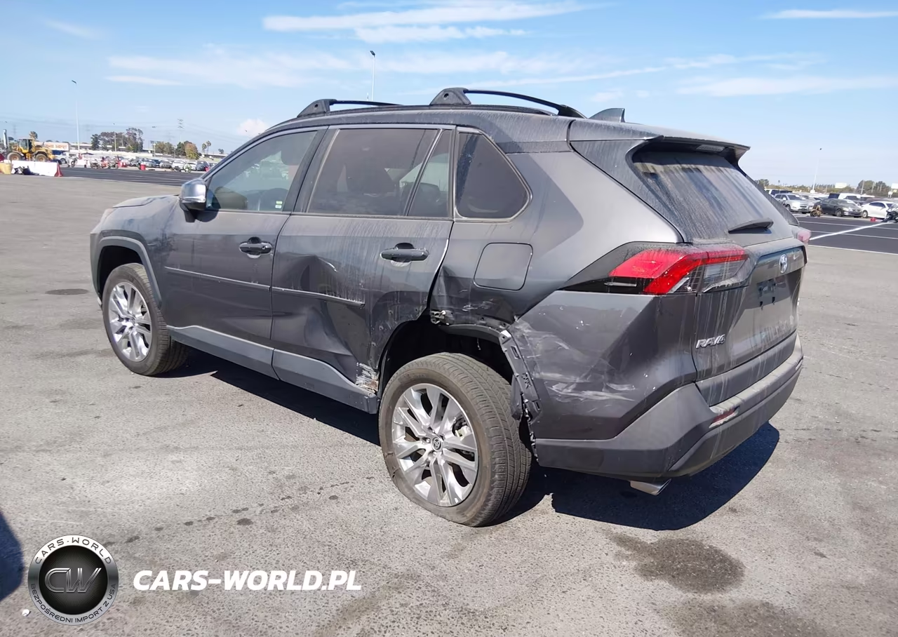 2024 Toyota Rav4 Xle Premium VIN:2T3C1RFV3RW305132 - 3