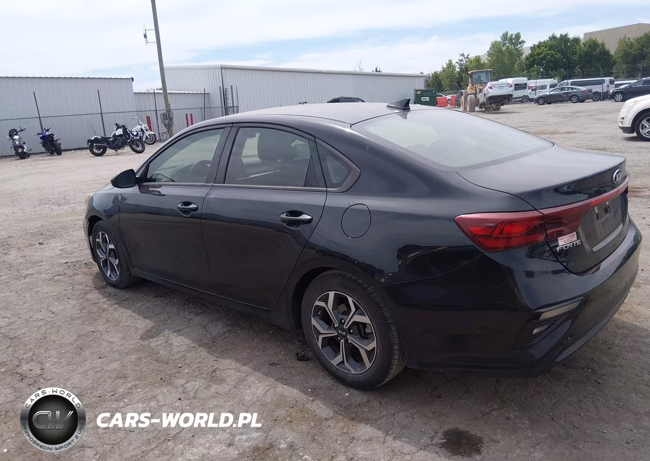 2019 Kia Forte Lxs VIN:3KPF24AD4KE074402 - 15