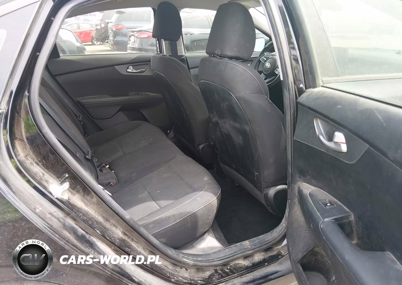 2019 Kia Forte Lxs VIN:3KPF24AD4KE074402 - 8
