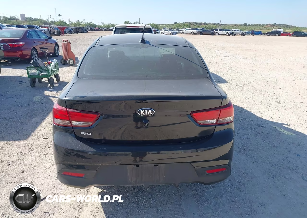 2019 Kia Rio S VIN:3KPA24AB0KE254386 - 17