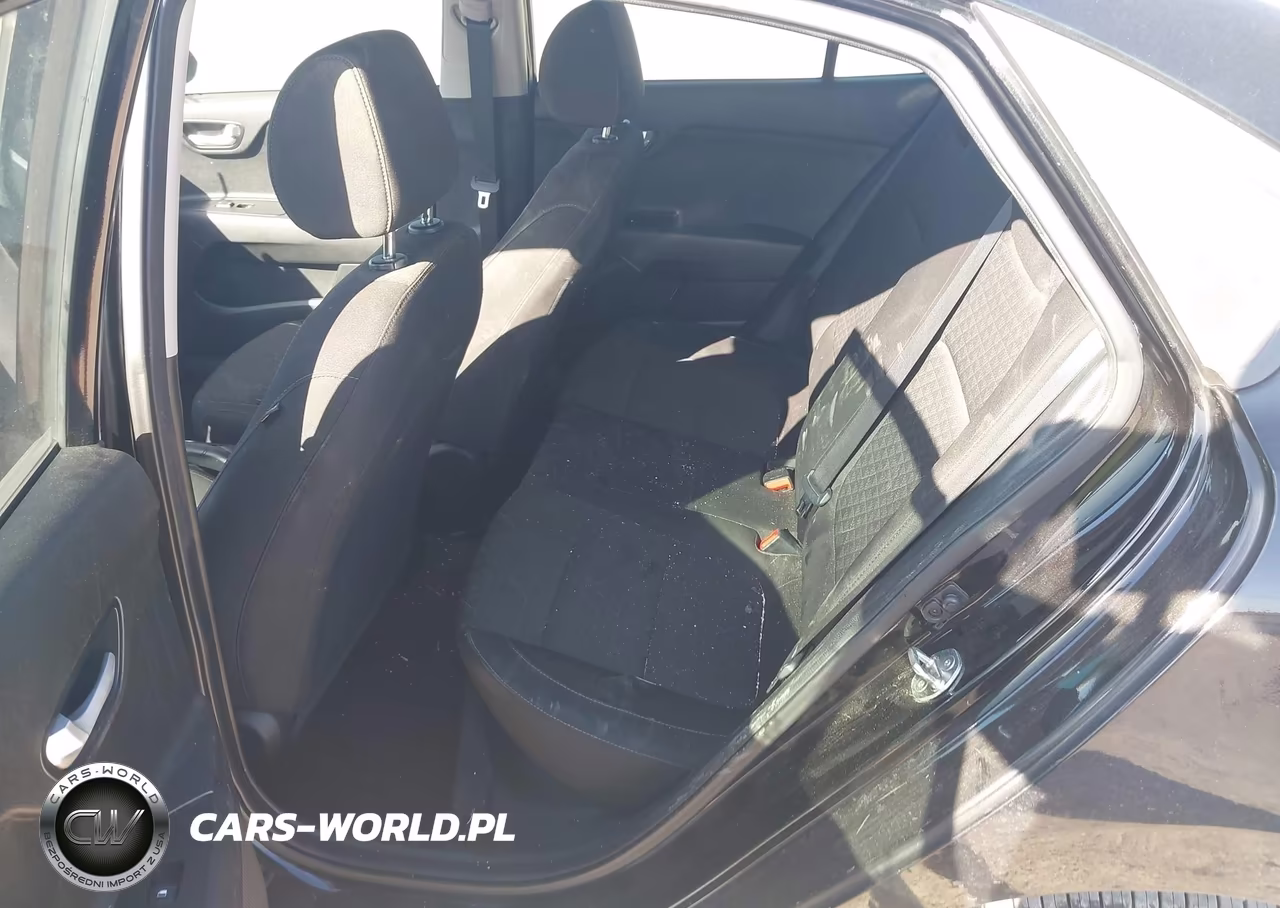 2019 Kia Rio S VIN:3KPA24AB0KE254386 - 8
