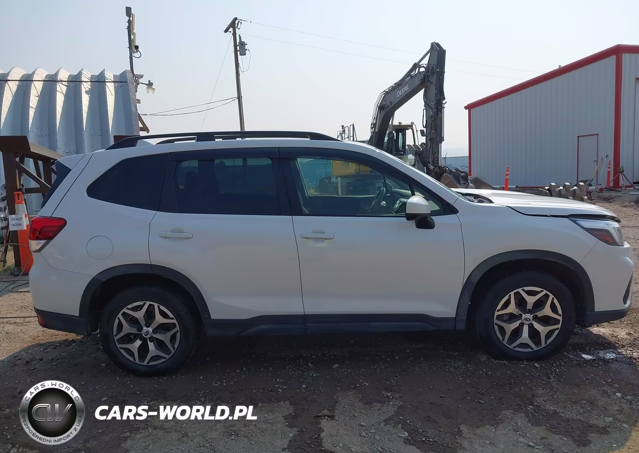 2021 Subaru Forester Premium VIN:JF2SKAJC5MH467974 - 13