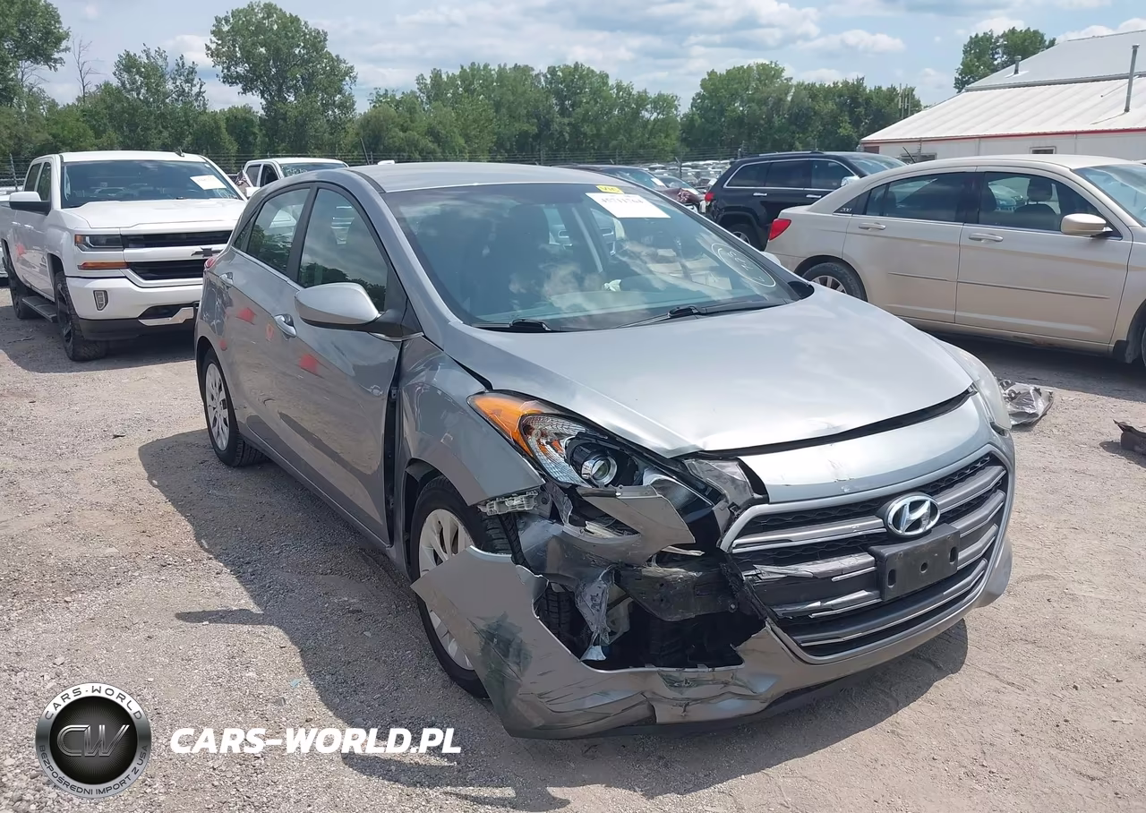 2016 Hyundai Elantra Gt – zdjęcie 1 z 17