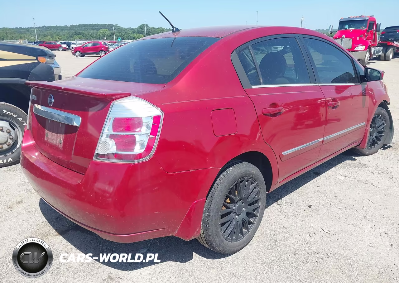 2011 Nissan Sentra 2.0S VIN:3N1AB6AP1BL716850 - 4