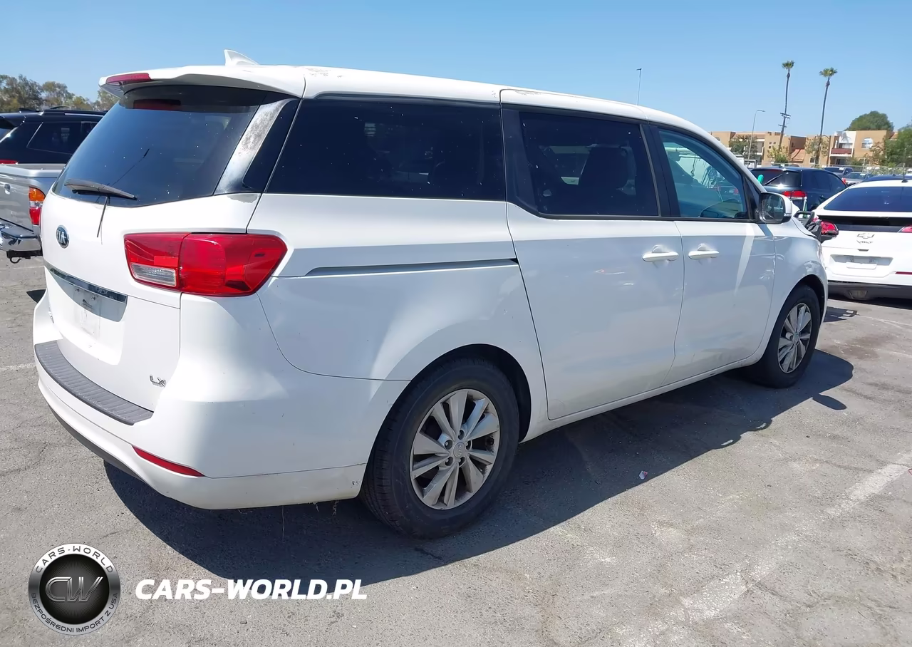 2017 Kia Sedona Lx VIN:KNDMB5C15H6245687 - 4