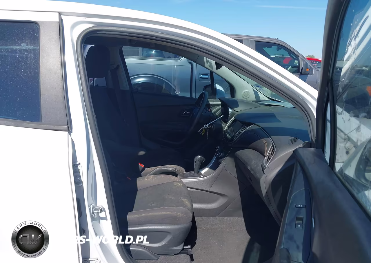 2018 Chevrolet Trax Ls VIN:3GNCJKSB2JL217193 - 5