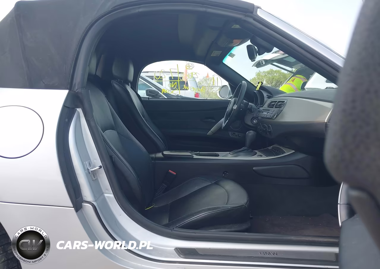 2004 BMW Z4 2.5I VIN:4USBT33504LS49115 - 5