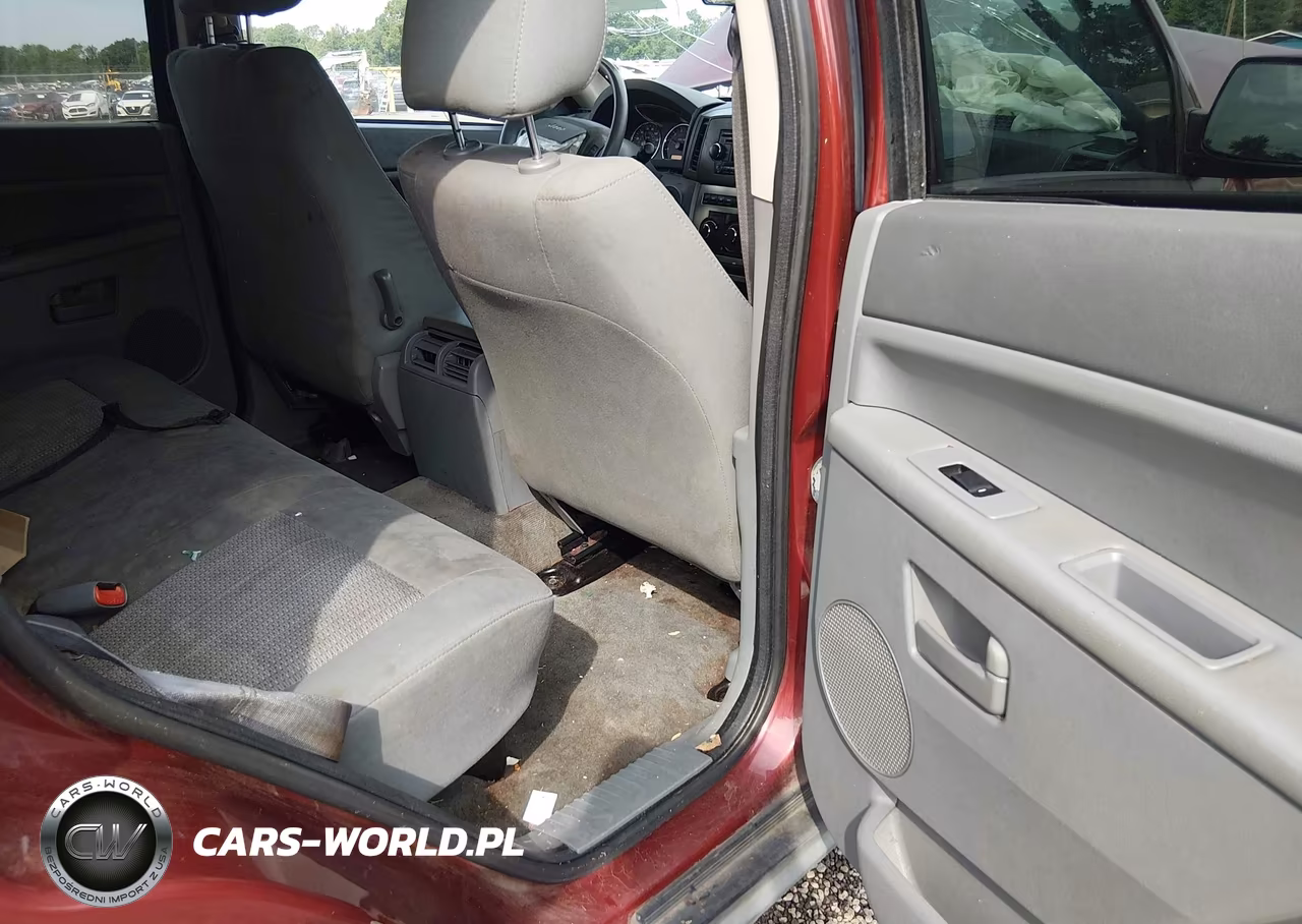 2007 Jeep Grand Cherokee Laredo VIN:1J8GS48K77C591192 - 8