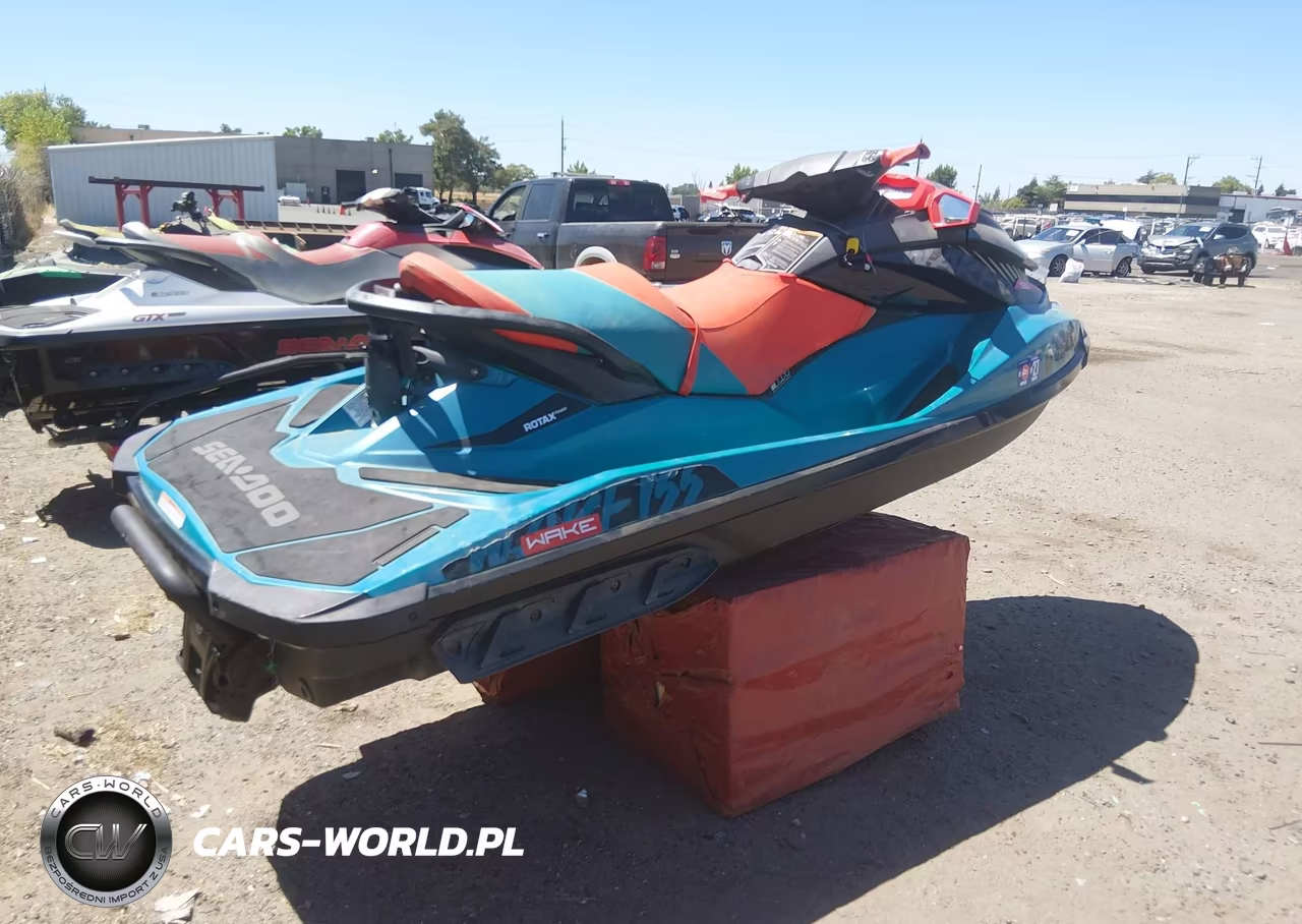 2018 Sea Doo Wake 155 VIN:YDV40162A818 - 4