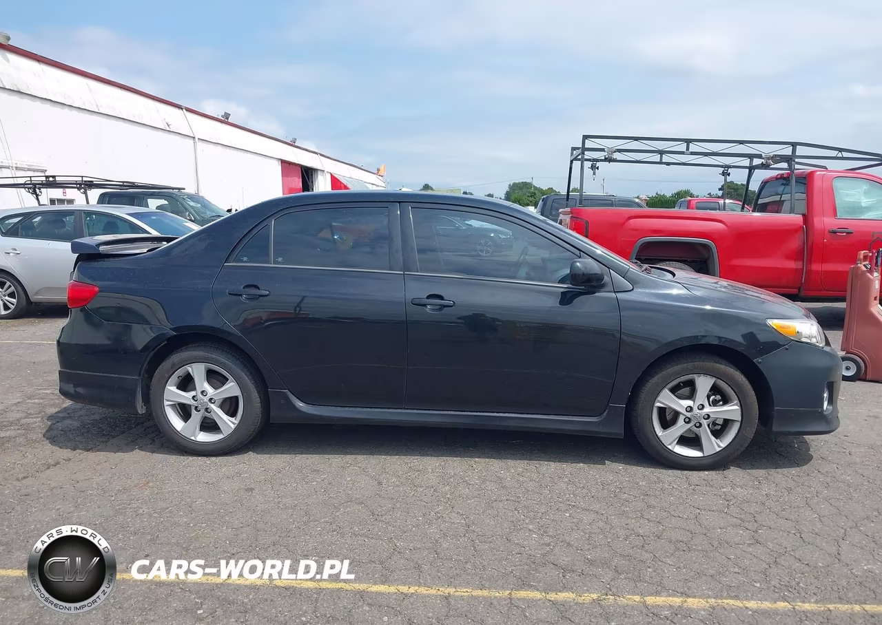 2013 Toyota Corolla S VIN:2T1BU4EE6DC021178 - 13
