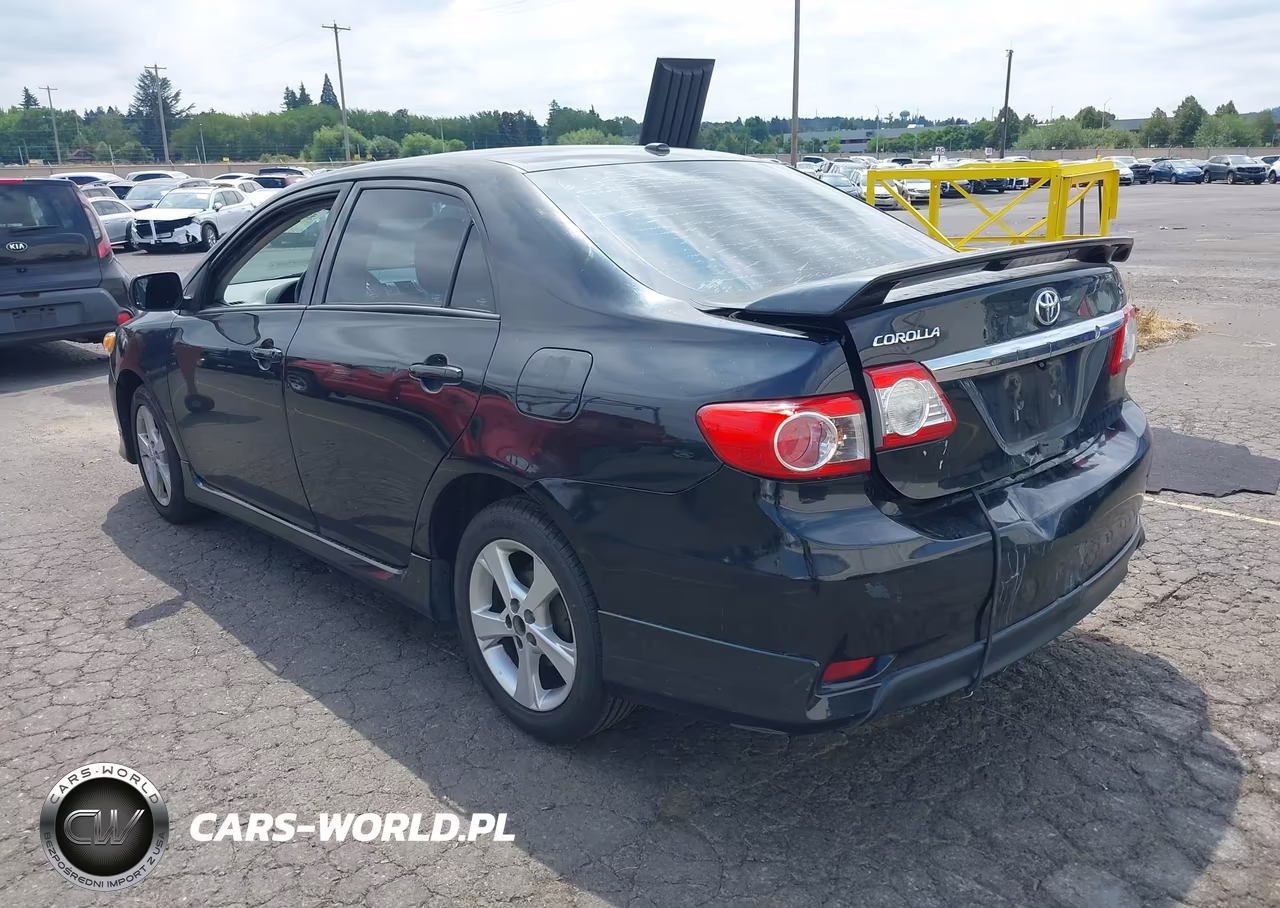 2013 Toyota Corolla S VIN:2T1BU4EE6DC021178 - 3