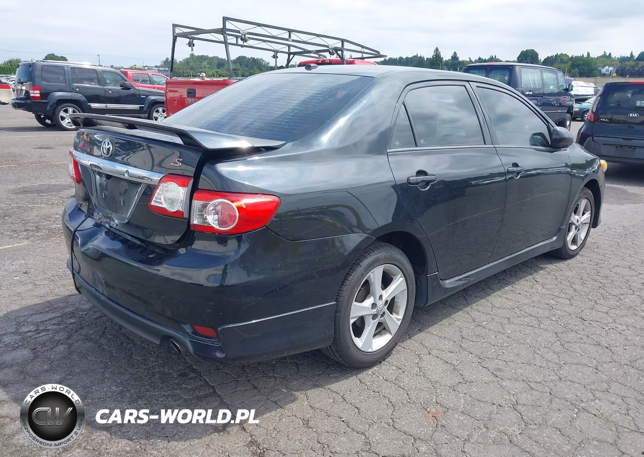 2013 Toyota Corolla S VIN:2T1BU4EE6DC021178 - 4