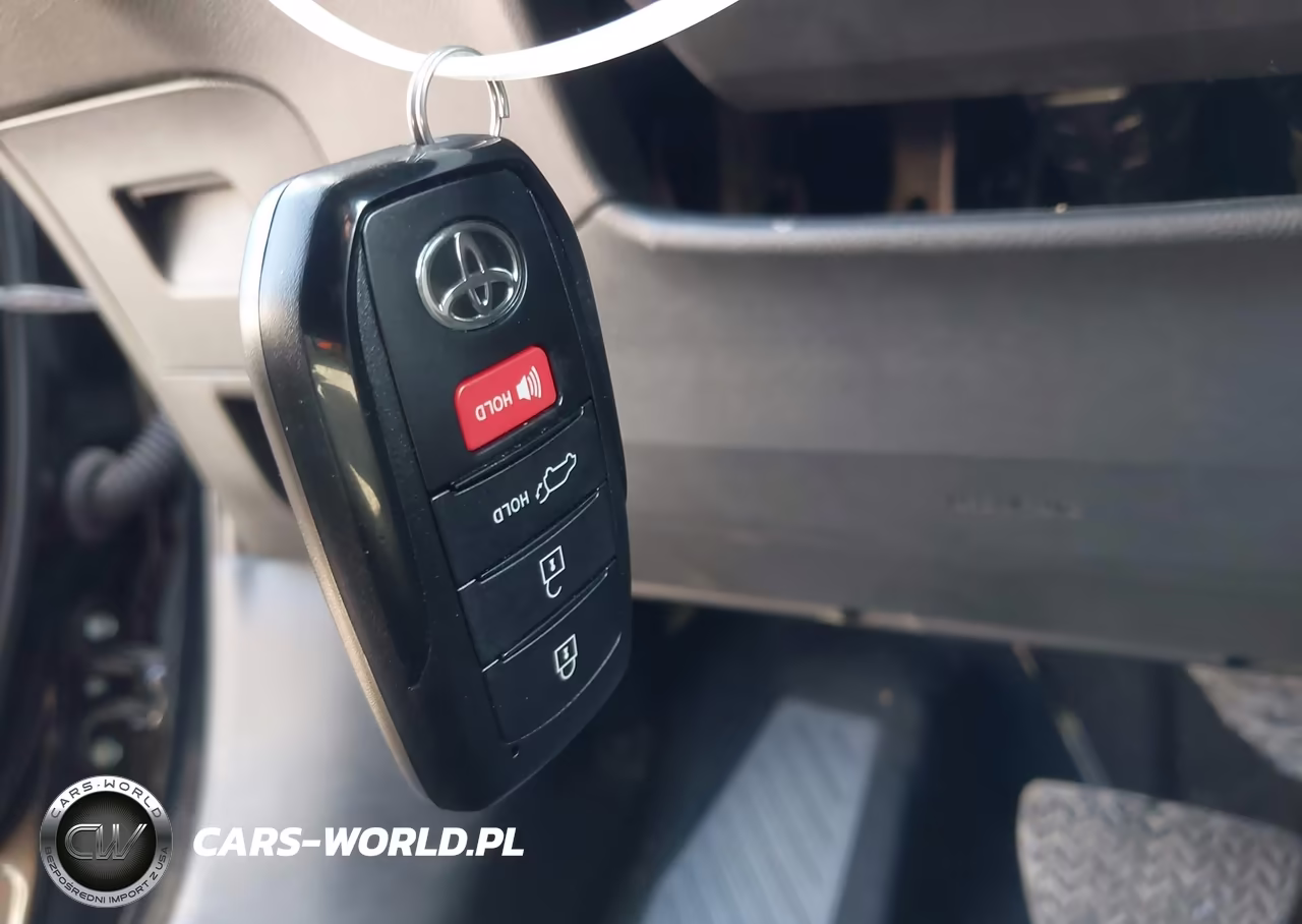 2025 Toyota Grand Highlander Xle VIN:5TDAAAB58SS074959 - 11