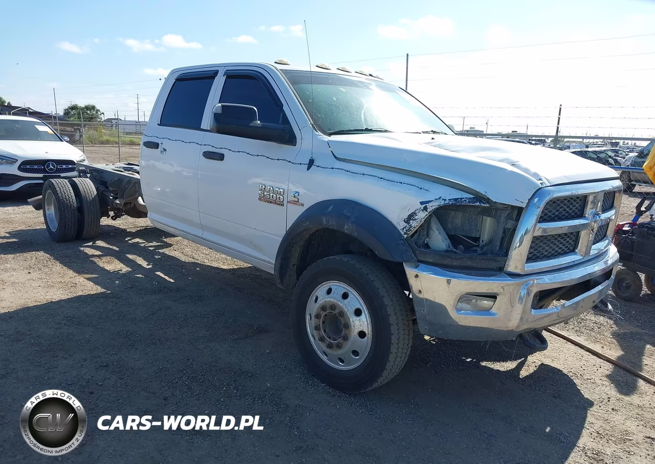 2017 Ram 5500 Chassis Tradesman-Slt-Laramie – zdjęcie 1 z 16