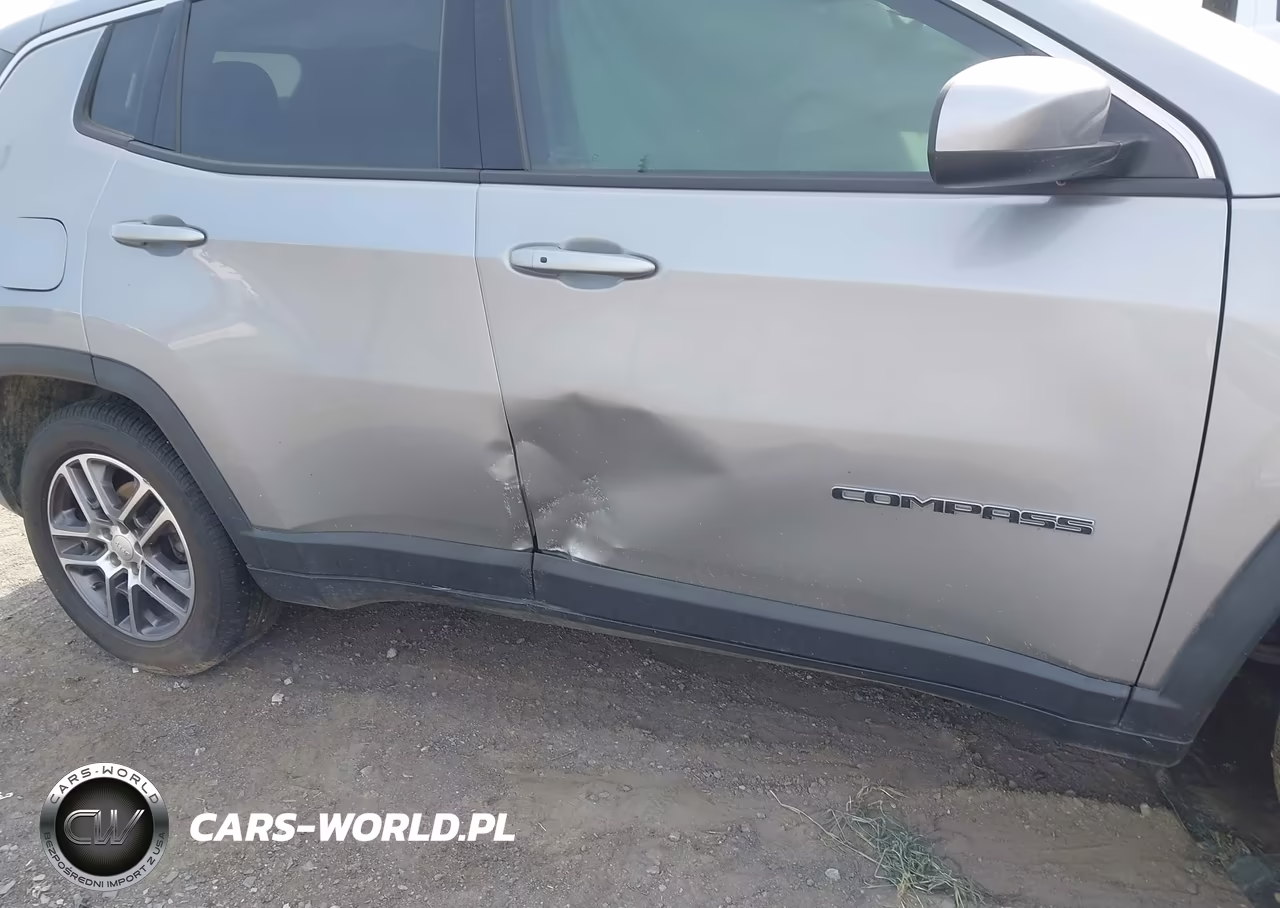 JEEP COMPASS LA VIN:3C4NJCBB3LT258927 - 17