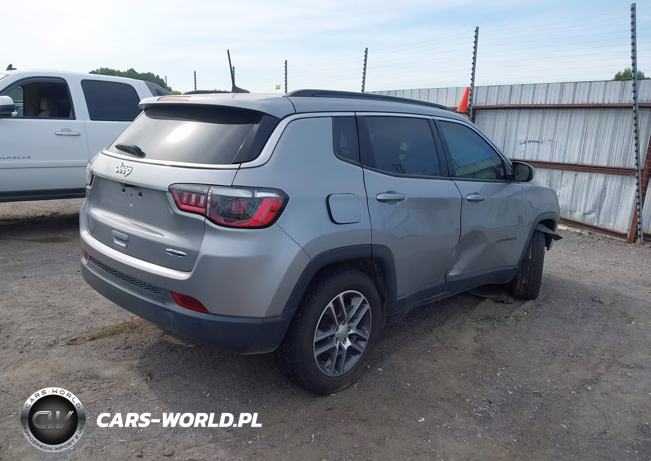 JEEP COMPASS LA VIN:3C4NJCBB3LT258927 - 4