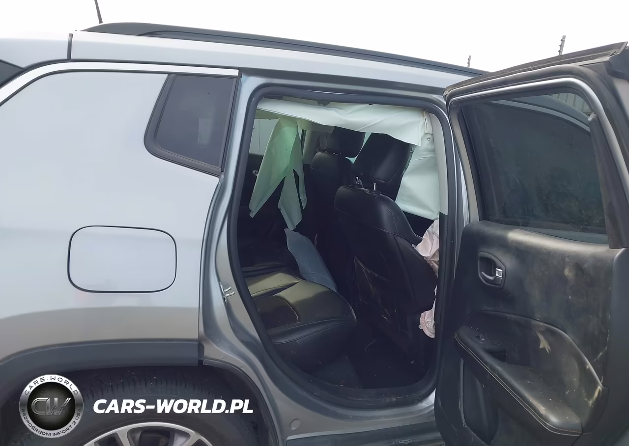 JEEP COMPASS LA VIN:3C4NJCBB3LT258927 - 8