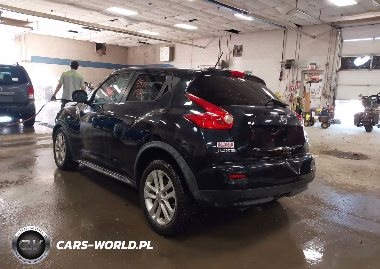 2011 Nissan Juke Sl VIN:JN8AF5MV4BT028945 - 3