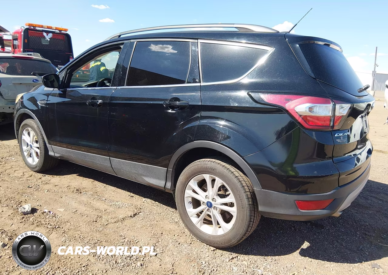 2018 Ford Escape Se VIN:1FMCU0GD4JUA64722 - 3